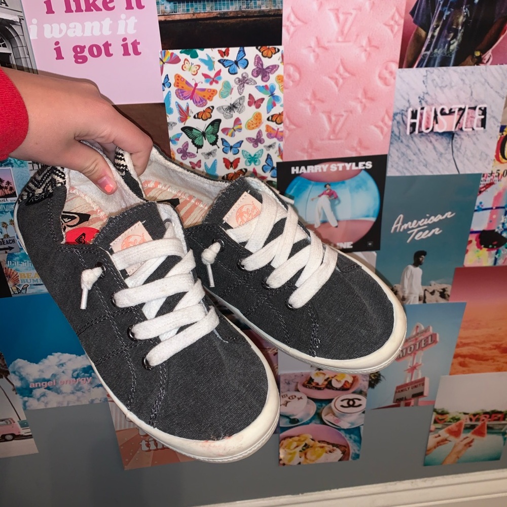 Roxy Slip-on